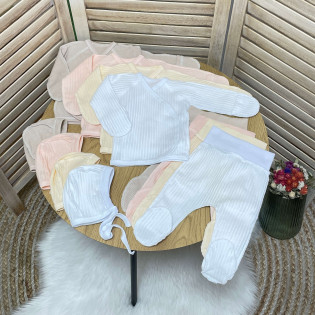 Комплект новонародженому в рубчик льоля, чепчик, повзунки