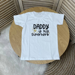 Футболка дитяча з написом про тата "Daddy is my superhero"