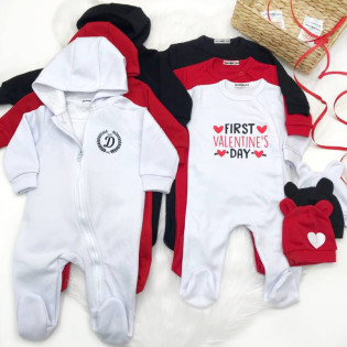 Комплект одягу для новонародженого First Valentines Day