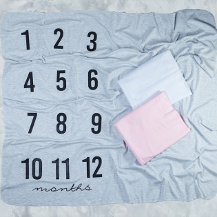 Пелюшка-календар для фотосесій щомісяця